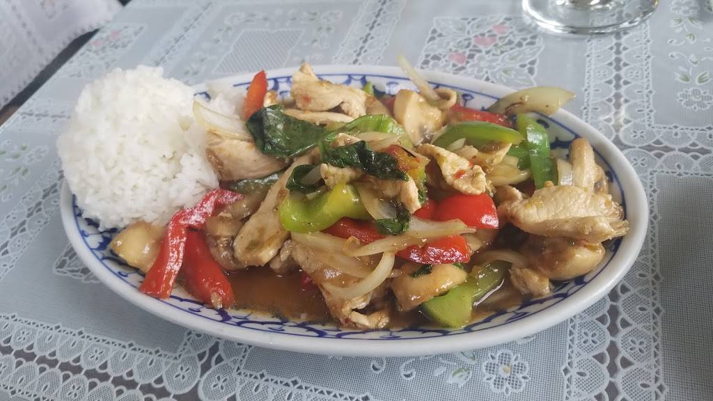 Thai Hut | restaurant | 4116 Harborview Dr, Gig Harbor, WA 98332, USA | 2538588523 OR +1 253-858-8523