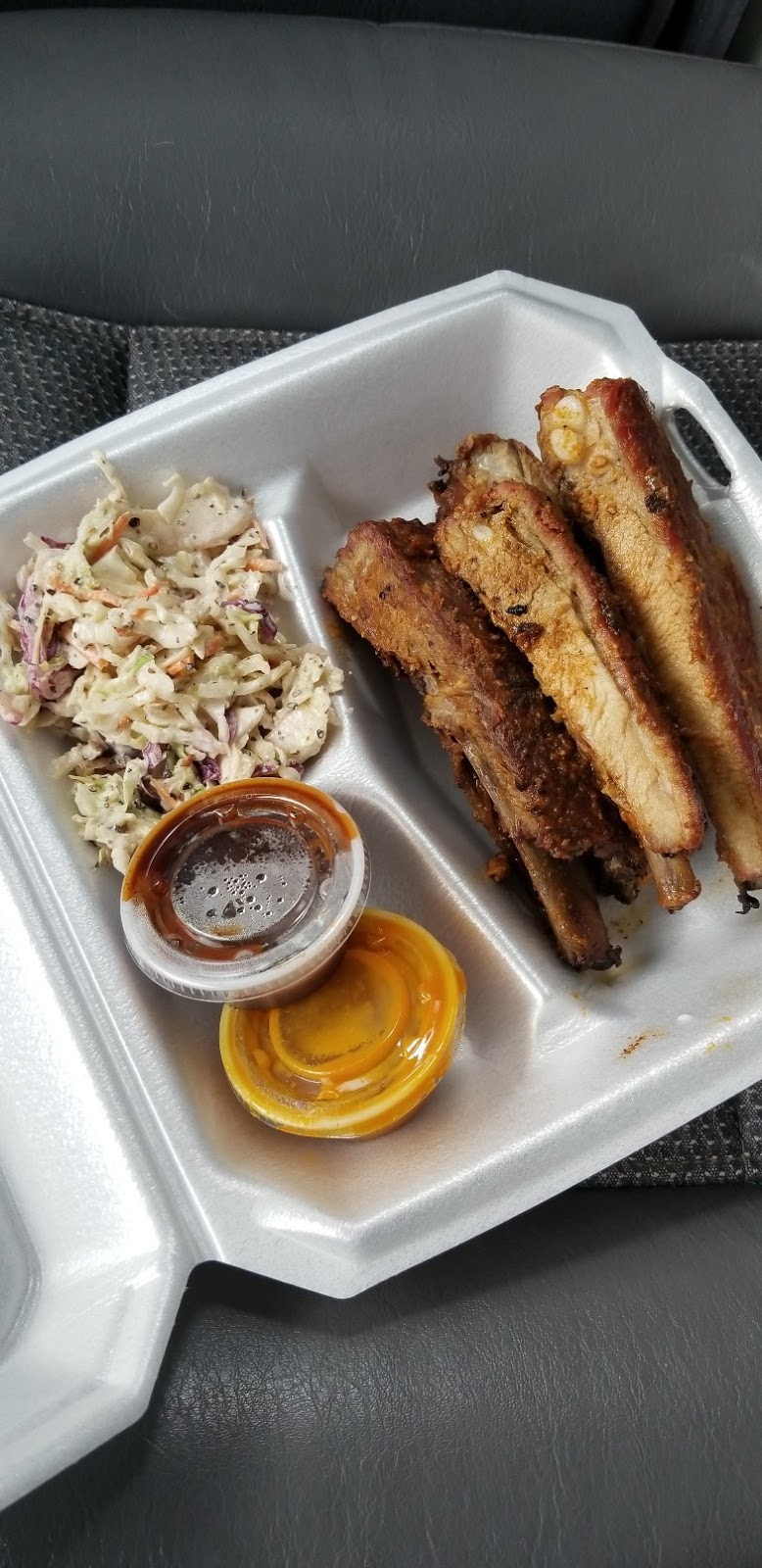 White Bison BBQ food truck | restaurant | 6 US-50, Fruita, CO 81521, USA | 9709851290 OR +1 970-985-1290