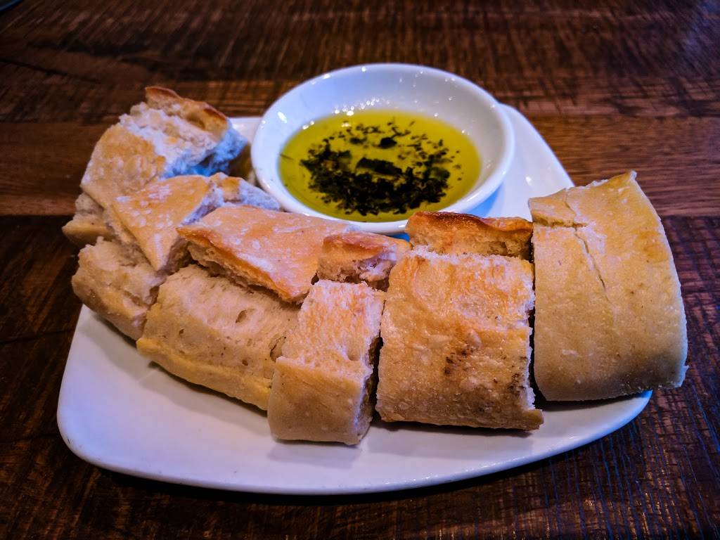 California Pizza Kitchen at Schaumburg | restaurant | 1550 E Golf Rd, Schaumburg, IL 60173, USA | 8474139200 OR +1 847-413-9200