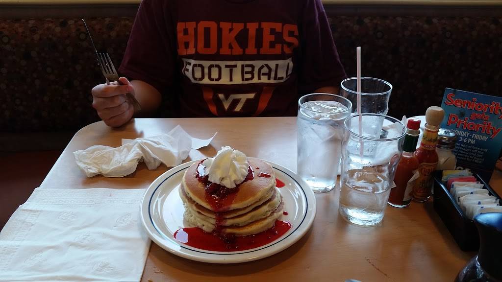IHOP | restaurant | 46931 Cedar Lake Plaza, Sterling, VA 20164, USA | 7034215784 OR +1 703-421-5784