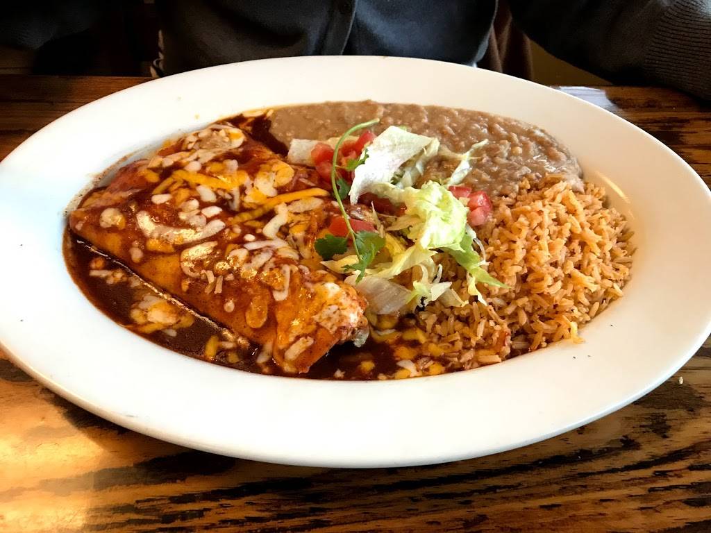 Alfonsos Authentic Mexican Food | restaurant | 11252 Merritt St, Castroville, CA 95012, USA | 8316335572 OR +1 831-633-5572