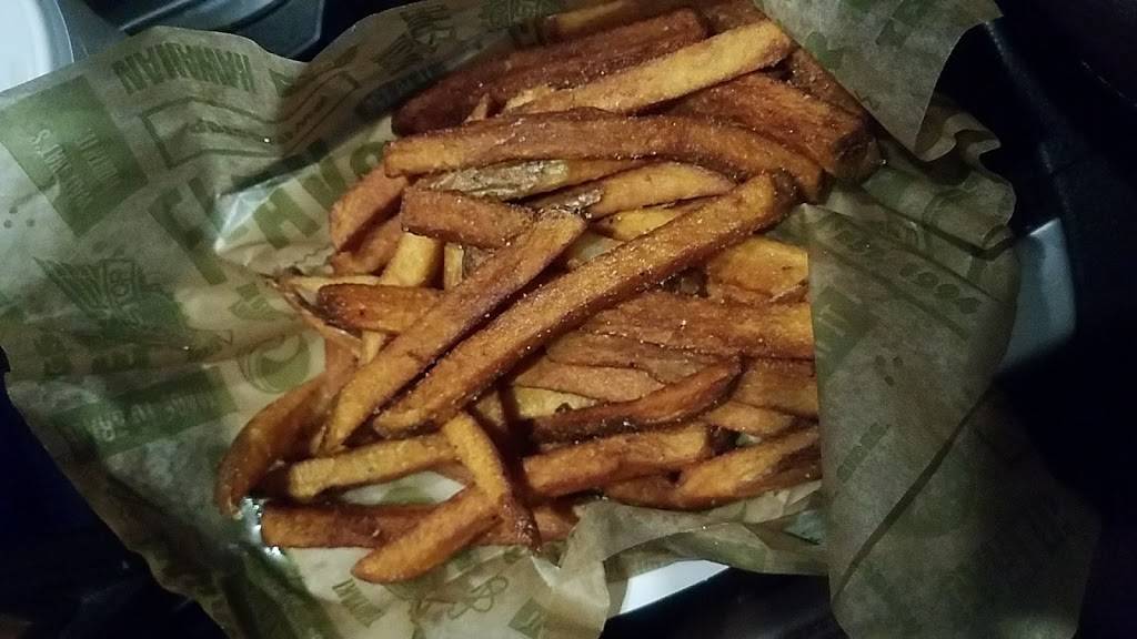 Wingstop | restaurant | 820 E Cartwright Rd #130, Mesquite, TX 75149, USA | 9722161700 OR +1 972-216-1700