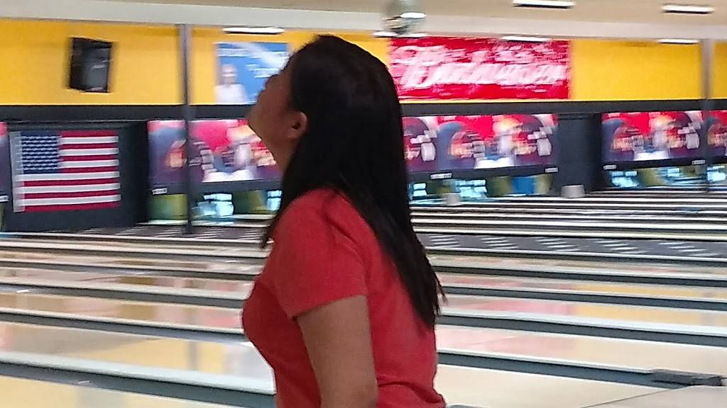 Galaxy Lanes and Games | meal takeaway | 347 Jackson Plaza, Sylva, NC 28779, USA | 8286314754 OR +1 828-631-4754