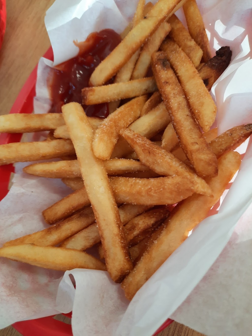 Eureka Stars Hamburgers | restaurant | 2009 Harrison Ave, Eureka, CA 95501, USA | 7074452061 OR +1 707-445-2061