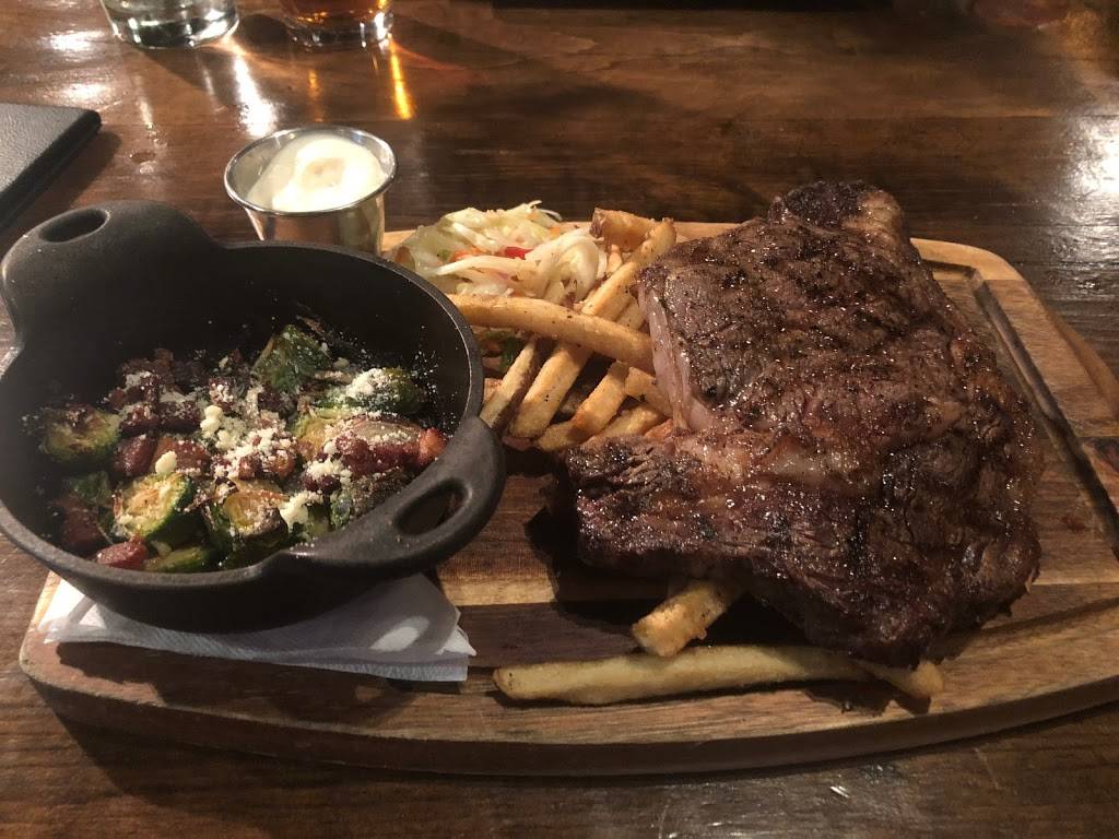 The Grizzly Grill | restaurant | 395 Princess St, Kingston, ON K7L 1B9, Canada | 6135447566 OR +1 613-544-7566