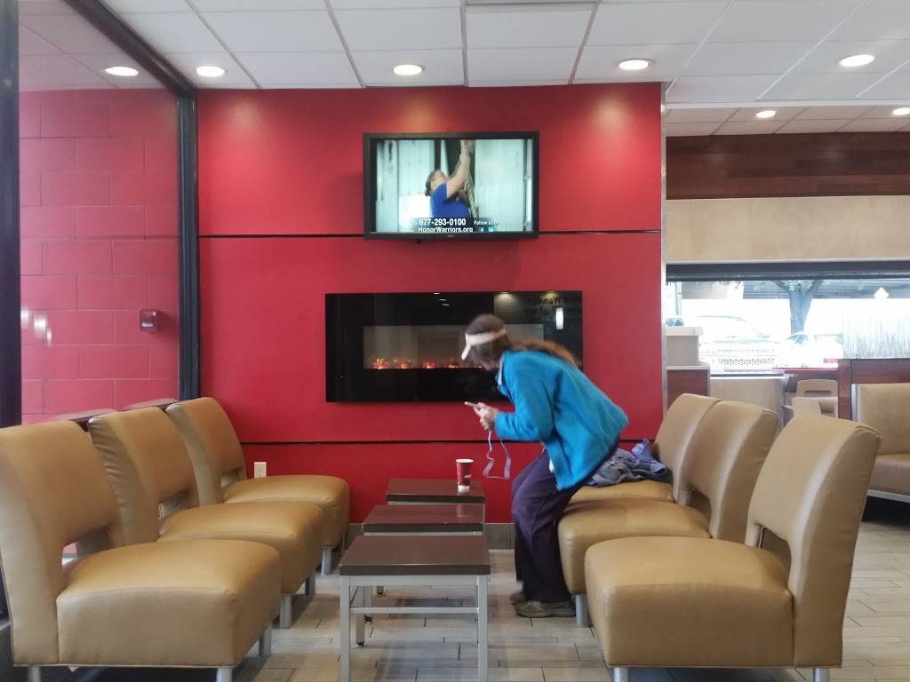 Wendys | restaurant | 4169 Lyndon B Johnson Fwy, Farmers Branch, TX 75244, USA | 9725913608 OR +1 972-591-3608