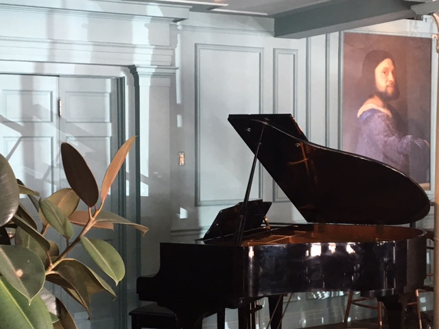 The Globe | night club | 377 Alhambra Cir, Coral Gables, FL 33134, USA | 3054453555 OR +1 305-445-3555