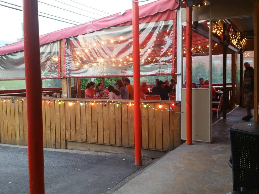 Speedys Pizza | restaurant | 285 W Main St, Sylva, NC 28779, USA | 8285863800 OR +1 828-586-3800