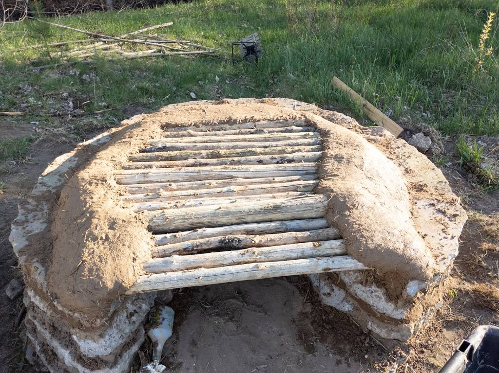 Lukes Place on 131 | restaurant | 790 S Cedar St, Kalkaska, MI 49646, USA | 2312538286 OR +1 231-253-8286