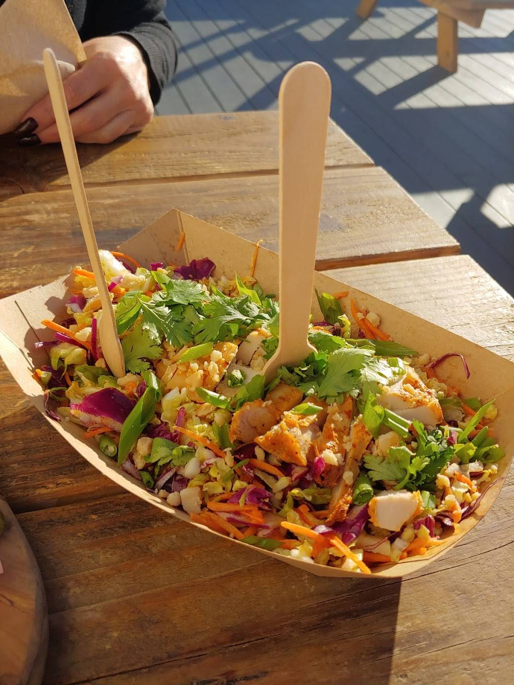 Fluid State Beer Garden | restaurant | 692 E Main St, Ventura, CA 93001, USA | 8056283107 OR +1 805-628-3107