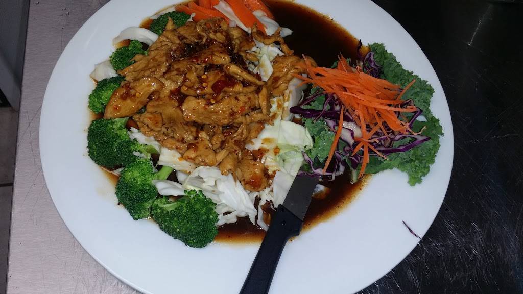 Bangkok House-Merritt Island | restaurant | 700 E Merritt Island Causeway #3, Merritt Island, FL 32952, USA | 3213055993 OR +1 321-305-5993