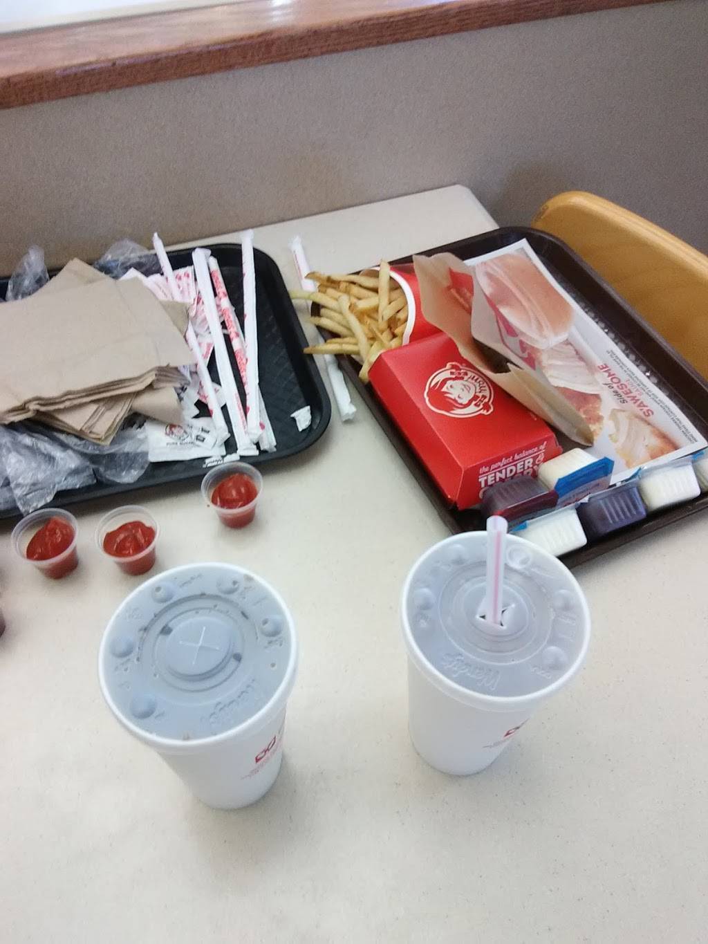 Wendys | restaurant | 541482 US-1, Hilliard, FL 32046, USA | 9042657059 OR +1 904-265-7059