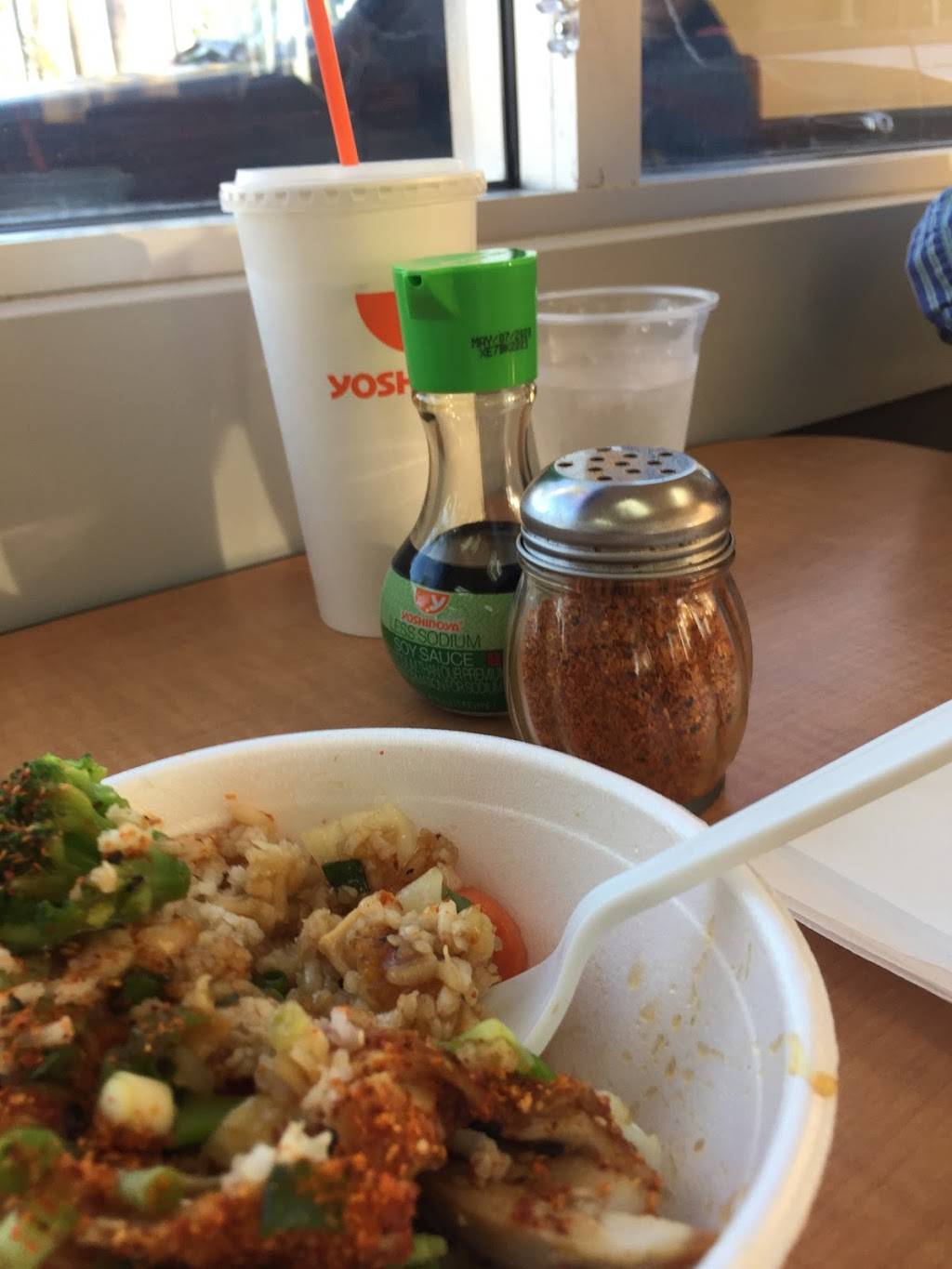 Yoshinoya Maywood | restaurant | 4407 Slauson Ave, Maywood, CA 90270, USA | 3235608567 OR +1 323-560-8567