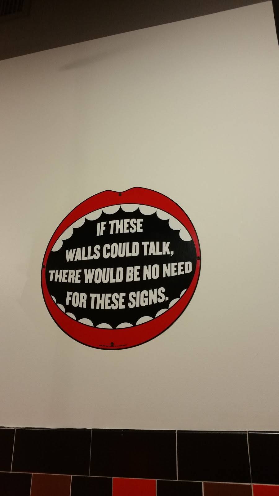 Jimmy Johns | meal delivery | 350 Circle Ave, Forest Park, IL 60130, USA | 7084889070 OR +1 708-488-9070