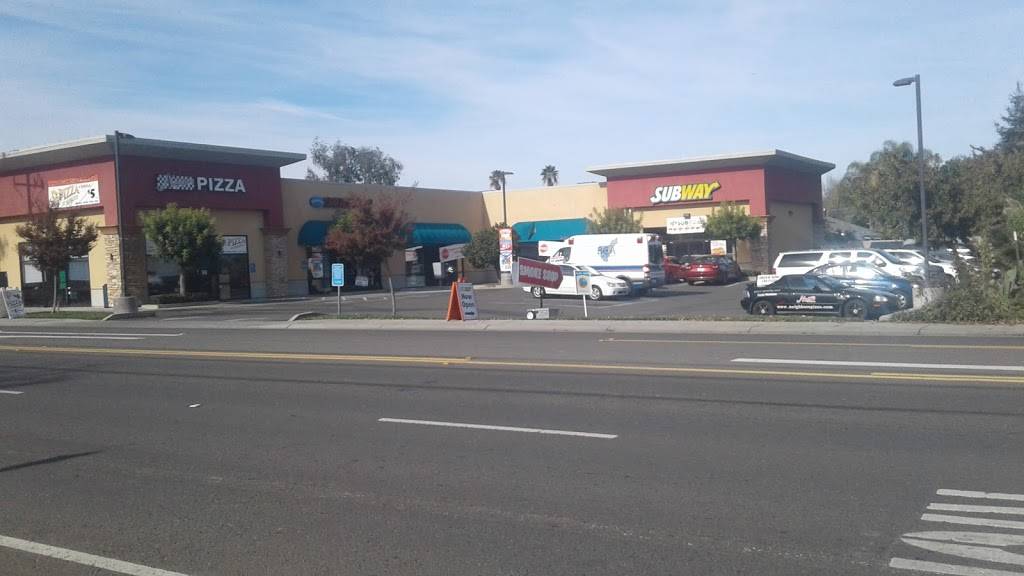 Subway | restaurant | 1957 McGowan Pkwy #5, Olivehurst, CA 95961, USA | 5307436351 OR +1 530-743-6351