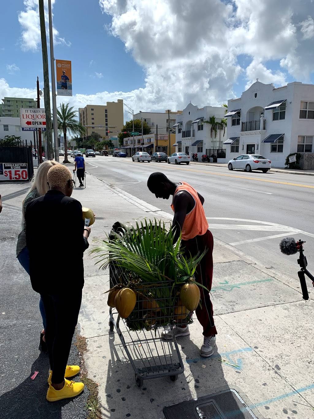 La Guira | restaurant | 425 NW 12th Ave D, Miami, FL 33128, USA | 3053246707 OR +1 305-324-6707