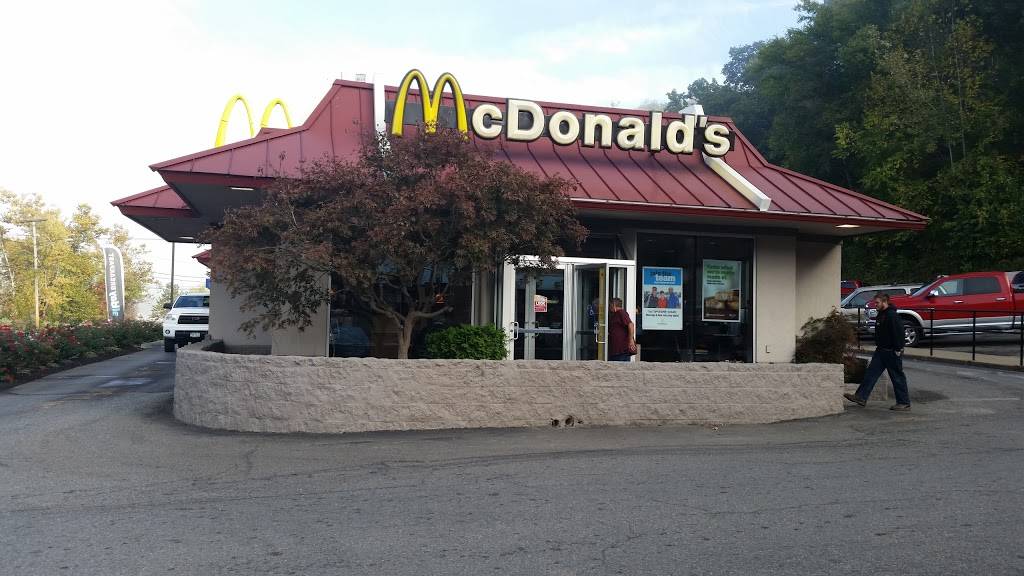 McDonalds | cafe | 3910 OH-60, McConnelsville, OH 43756, USA | 7409626990 OR +1 740-962-6990