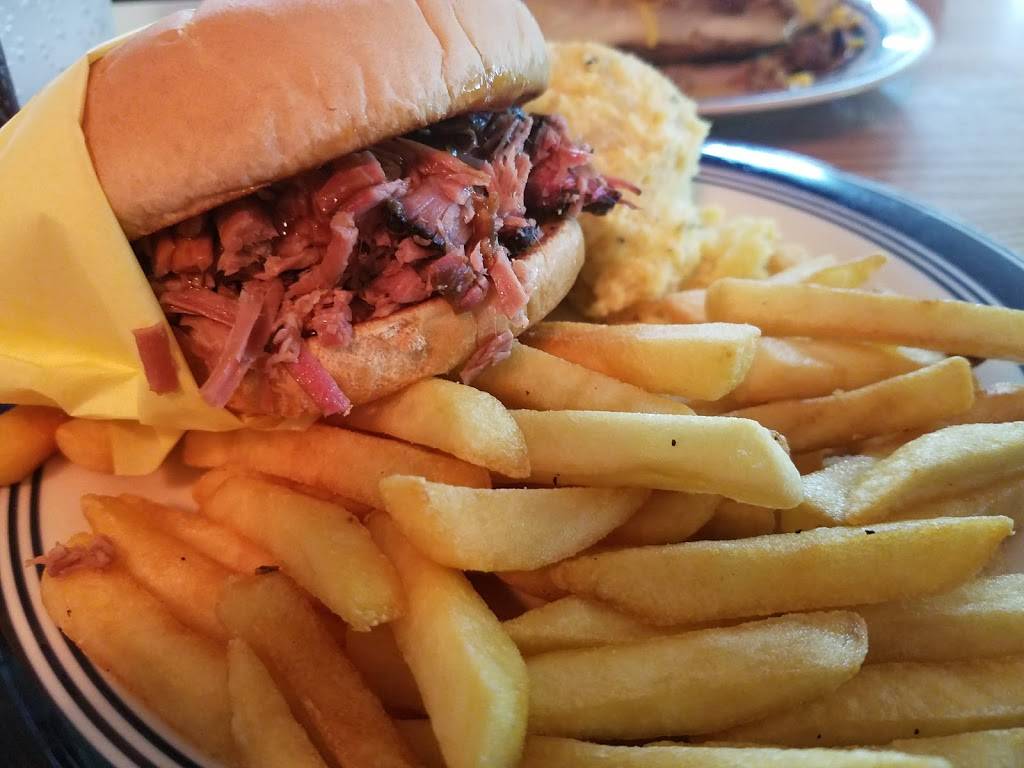 Feed Trough | restaurant | 615 Seven Points Blvd, Kemp, TX 75143, USA | 9034329000 OR +1 903-432-9000