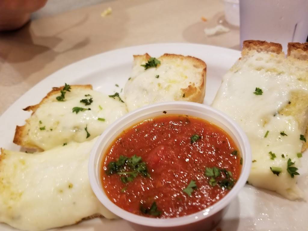 Caprianos Italian Cuisine | restaurant | 231 Faith Rd, Salisbury, NC 28146, USA | 7046363333 OR +1 704-636-3333