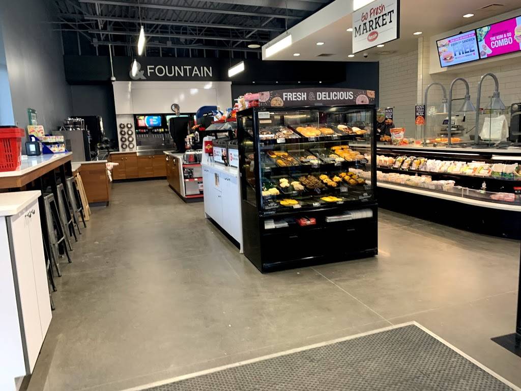 Kum & Go | meal takeaway | 9665 Prominent Point, Colorado Springs, CO 80924, USA | 7192827673 OR +1 719-282-7673