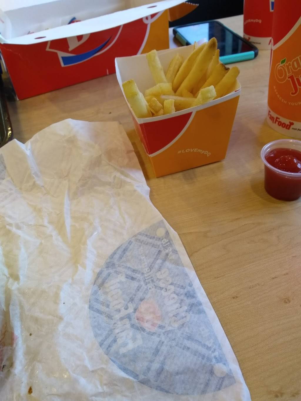 Dairy Queen Grill & Chill | restaurant | 305 Greensburg Rd, New Kensington, PA 15068, USA | 7243373370 OR +1 724-337-3370