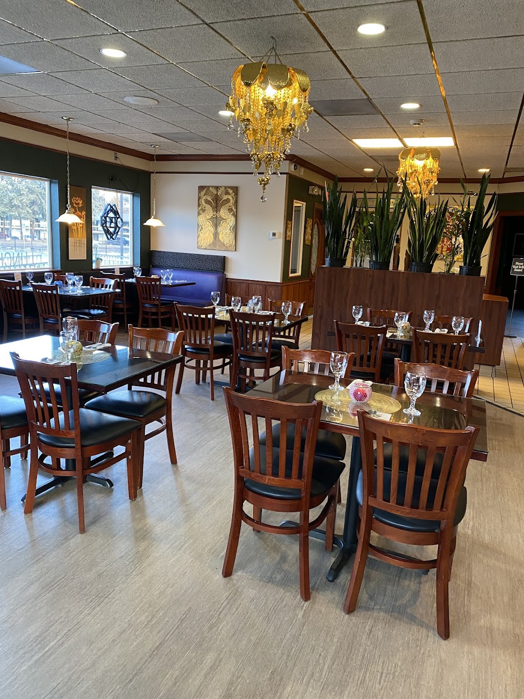 Natalee Thai Cuisine | restaurant | 105 E Miner St, Yreka, CA 96097, USA | 5308427939 OR +1 530-842-7939