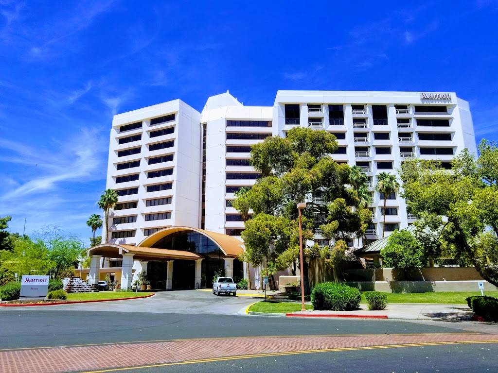 Diamonds Sports Grille | restaurant | 161 N Centennial Way, Mesa, AZ 85201, USA | 4808443888 OR +1 480-844-3888