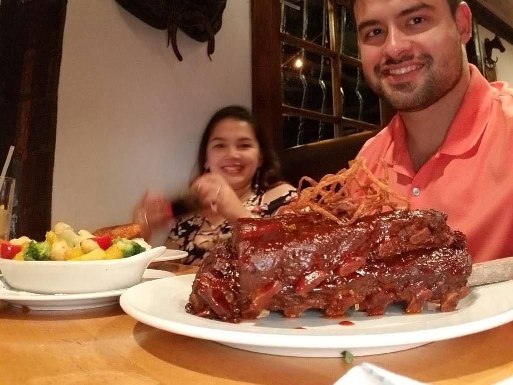 Tack Room Tavern | restaurant | 81800 51st Ave, Indio, CA 92201, USA | 7603479985 OR +1 760-347-9985