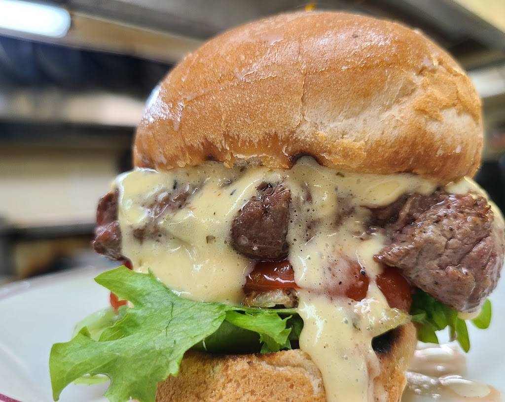 Kazarellis At Millers Bay | restaurant | 1127 Lakeside Ave, Milford, IA 51351, USA | 7123373238 OR +1 712-337-3238