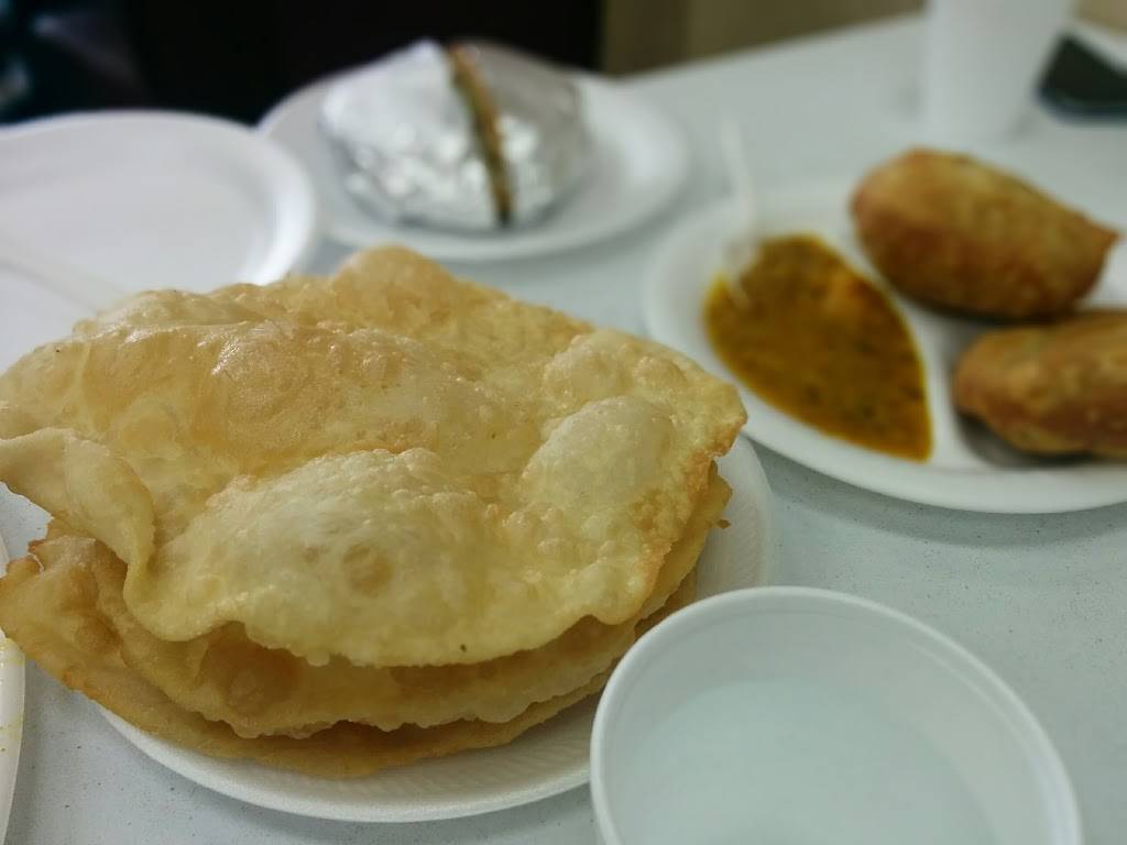 Dilpasand Mithai & Snacks | restaurant | 14621 Beechnut St, Houston, TX 77083, USA | 2815615555 OR +1 281-561-5555