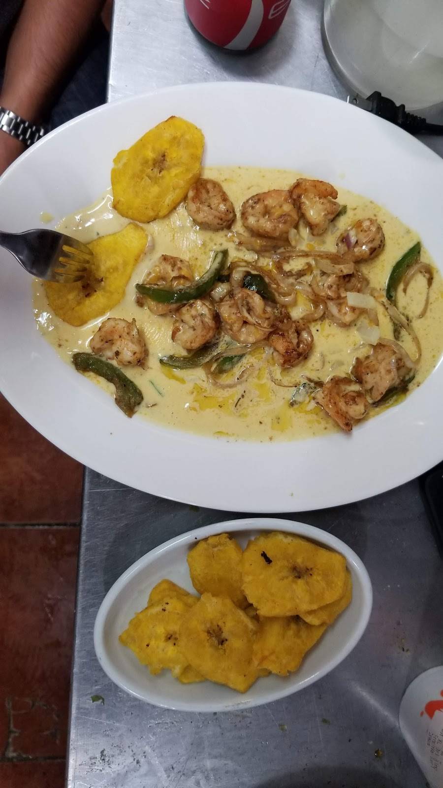 Caribe Restaurant | restaurant | 428 Elizabeth Ave, Elizabeth, NJ 07206, USA | 9085768333 OR +1 908-576-8333