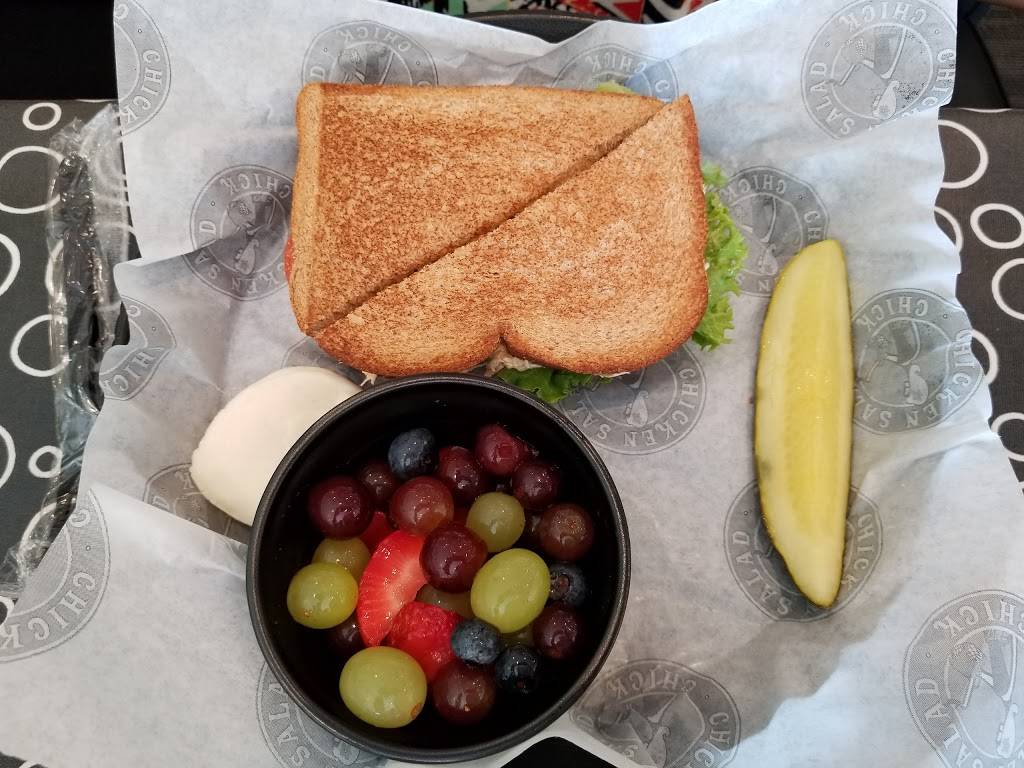 Chicken Salad Chick | restaurant | 155 Traders Way #300, Pooler, GA 31322, USA | 9122748565 OR +1 912-274-8565