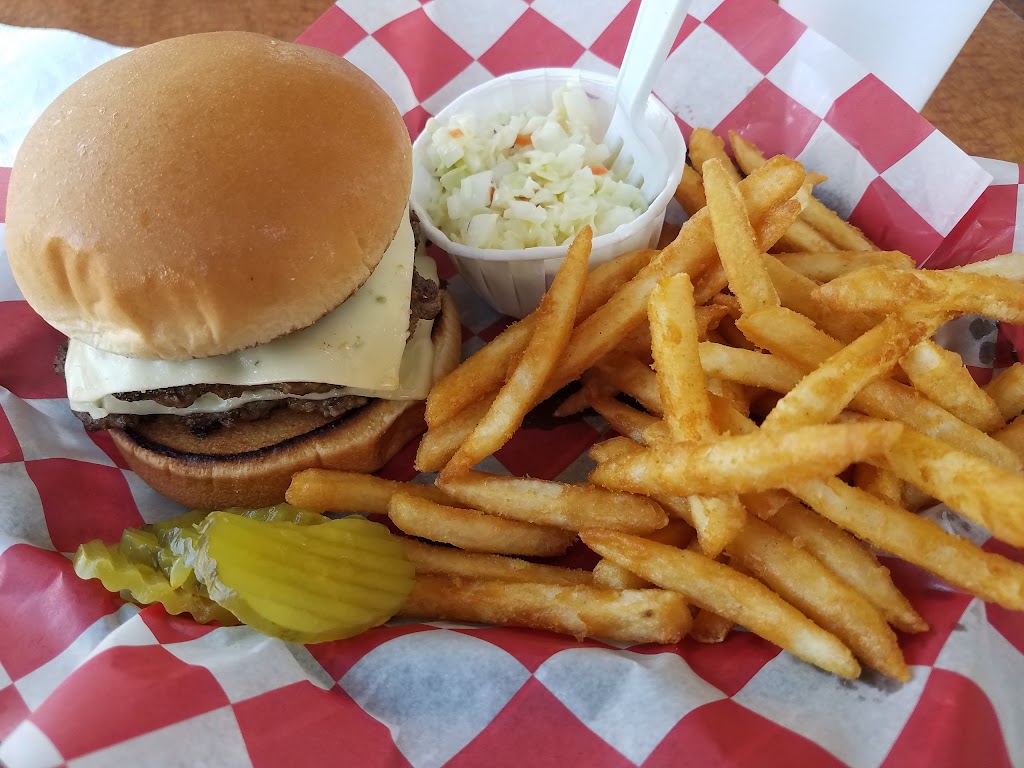 Burger House | restaurant | 116 US-2, Floodwood, MN 55736, USA | 2184763370 OR +1 218-476-3370
