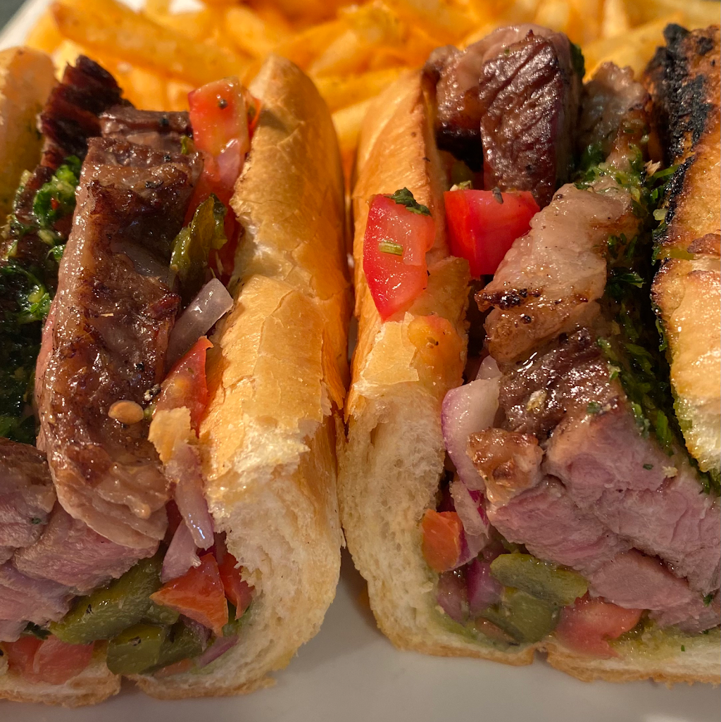 Martinos | restaurant | 7314 Greenwood Ave N, Seattle, WA 98103, USA | 2064665911 OR +1 206-466-5911