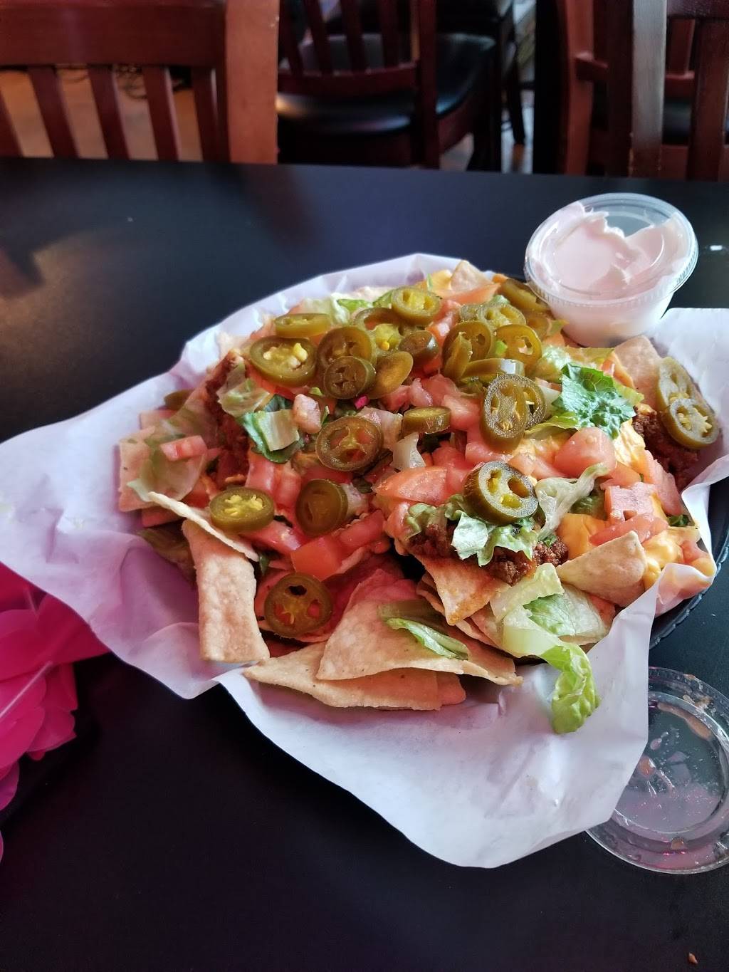 The Sandlot & Right Field Pizza | restaurant | 301 N Main St, Seneca, IL 61360, USA | 8153578600 OR +1 815-357-8600