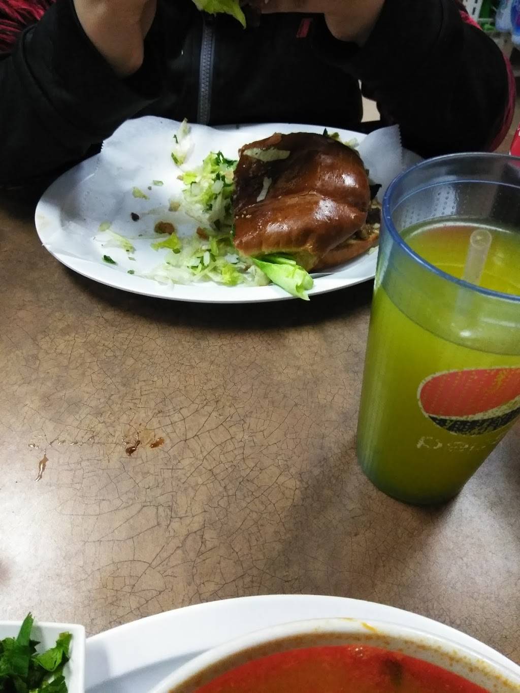 Tacos Los gorditos | restaurant | 2808 Patti Ln, Louisville, KY 40299, USA | 5023985074 OR +1 502-398-5074