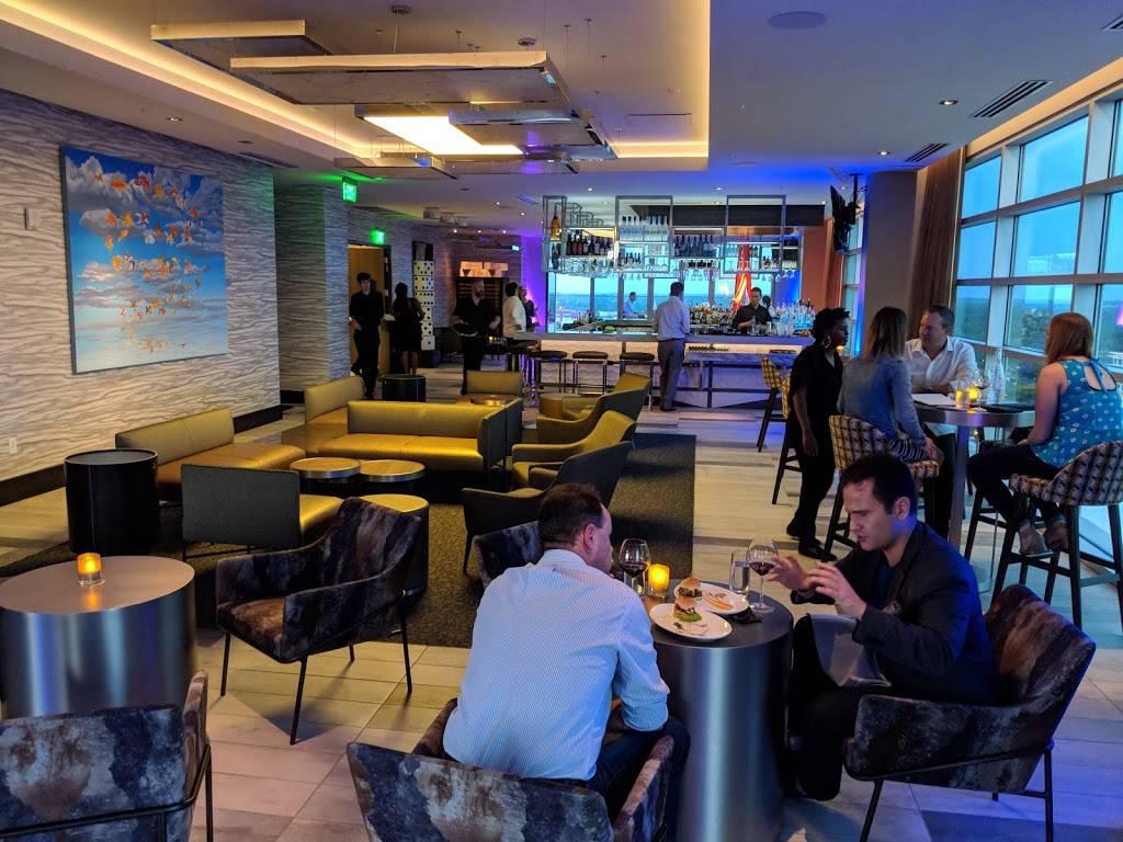 Nuvole Rooftop TwentyTwo | restaurant | 220 E Trade St Suite 2200, Charlotte, NC 28202, USA | 9809609800 OR +1 980-960-9800