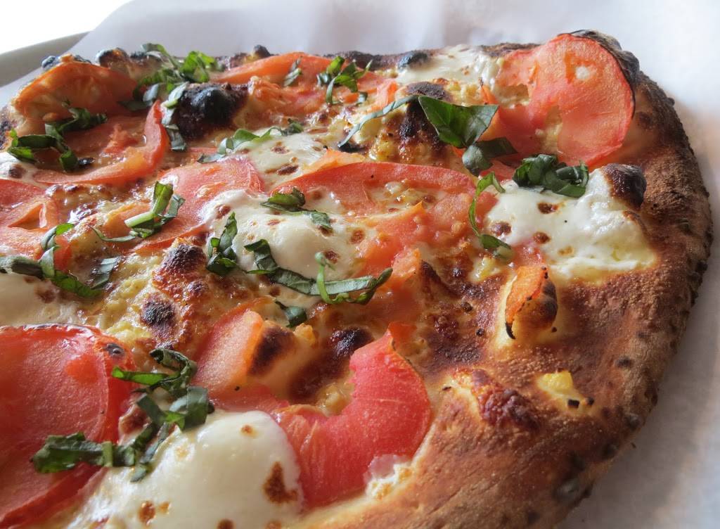 Embers Mobile Wood Fired Pizza and Catering | restaurant | 1939 Wentzville Pkwy #208, Wentzville, MO 63385, USA | 3149560202 OR +1 314-956-0202