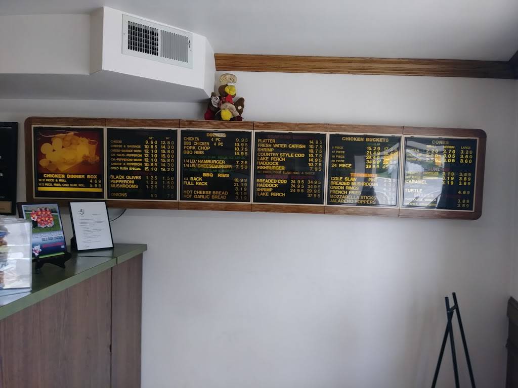 Gold Rush Chicken Carry Out | restaurant | 3500 S Howell Ave, Milwaukee, WI 53207, USA | 4144814010 OR +1 414-481-4010