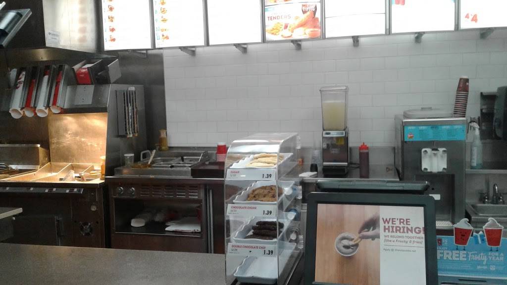 Wendys | restaurant | 3200 N Main St, Anderson, SC 29621, USA | 8642252888 OR +1 864-225-2888