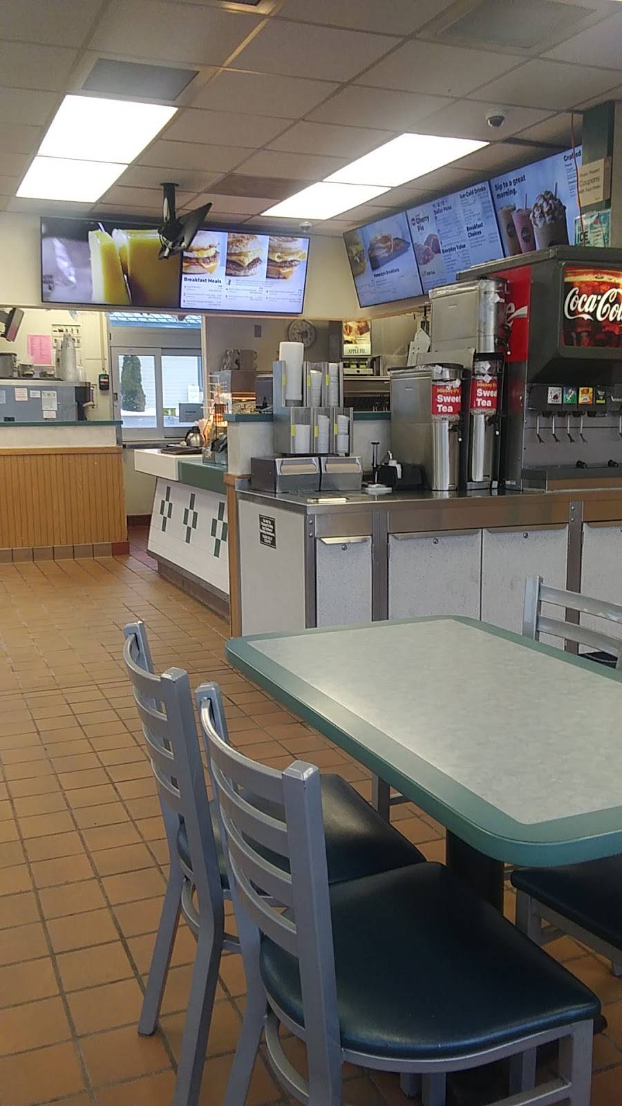 McDonalds | cafe | 19549 Garrett Hwy, Oakland, MD 21550, USA | 3013872574 OR +1 301-387-2574