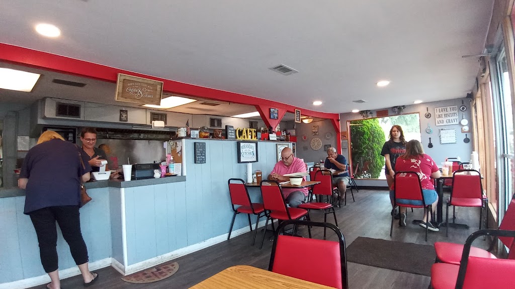 The Waffle Iron Of Marianna | restaurant | 4509 Lafayette St, Marianna, FL 32446, USA | 8505265055 OR +1 850-526-5055