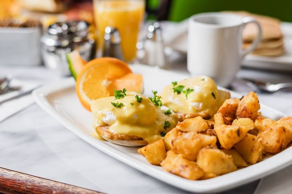 Eggsmart | restaurant | 312 OConnor Dr, East York, ON M4J 2T9, Canada | 6477487488 OR +1 647-748-7488