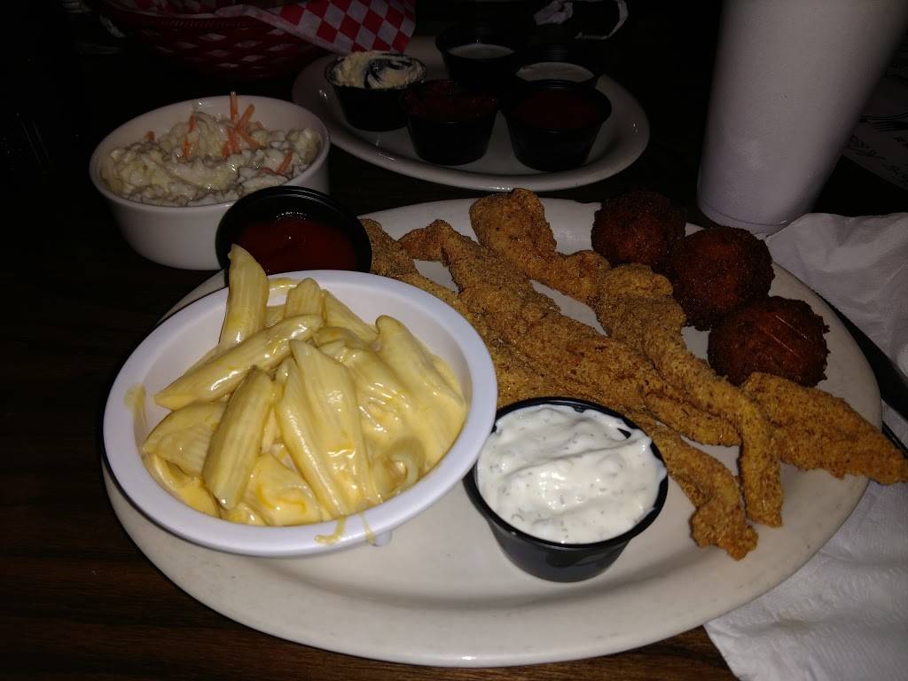 Bosque Resort Restaurant | restaurant | 341 TX-22, Laguna Park, TX 76634, USA | 2546222034 OR +1 254-622-2034