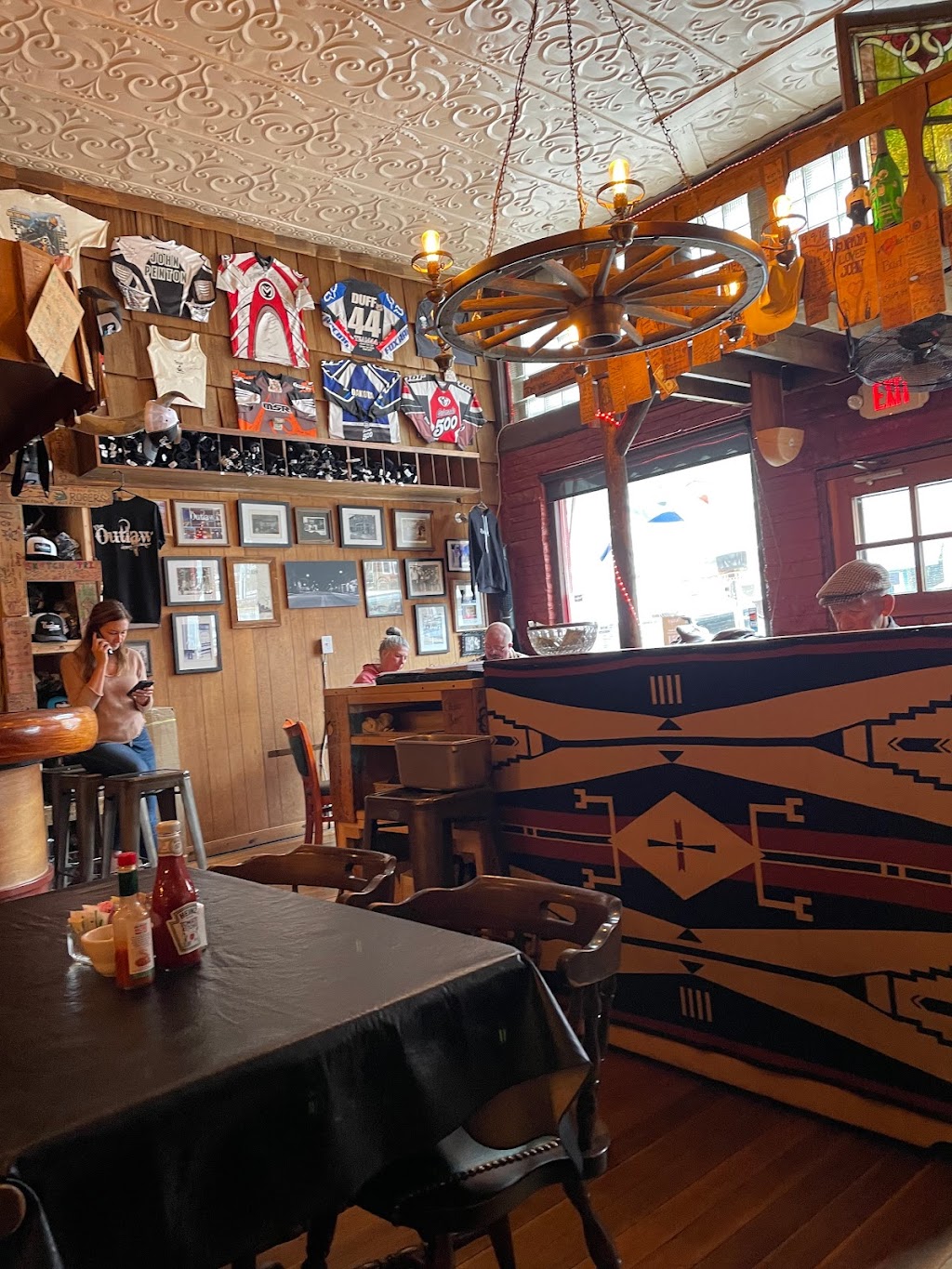 Outlaw Restaurant | restaurant | 610 Main St, Ouray, CO 81427, USA | 9703254366 OR +1 970-325-4366