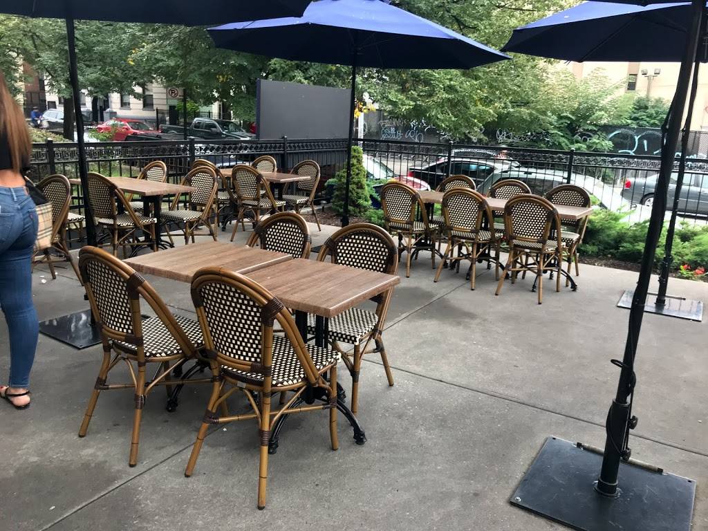 Neptune Diner II | restaurant | 699 Classon Ave, Brooklyn, NY 11238, USA | 7186231111 OR +1 718-623-1111