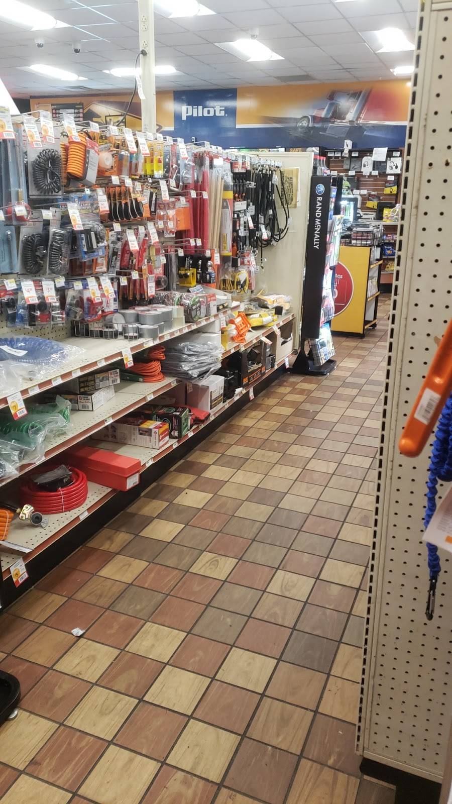 Pilot Travel Center | restaurant | 901 Bankhead Hwy W, Birmingham, AL 35204, USA | 2053244532 OR +1 205-324-4532