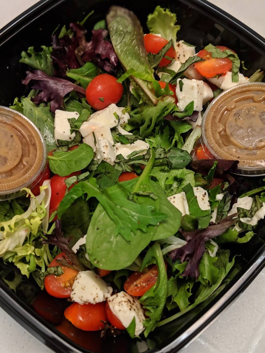 Ginas Pizza | restaurant | 420 Iris Ave, Corona Del Mar, CA 92625, USA | 9496731121 OR +1 949-673-1121