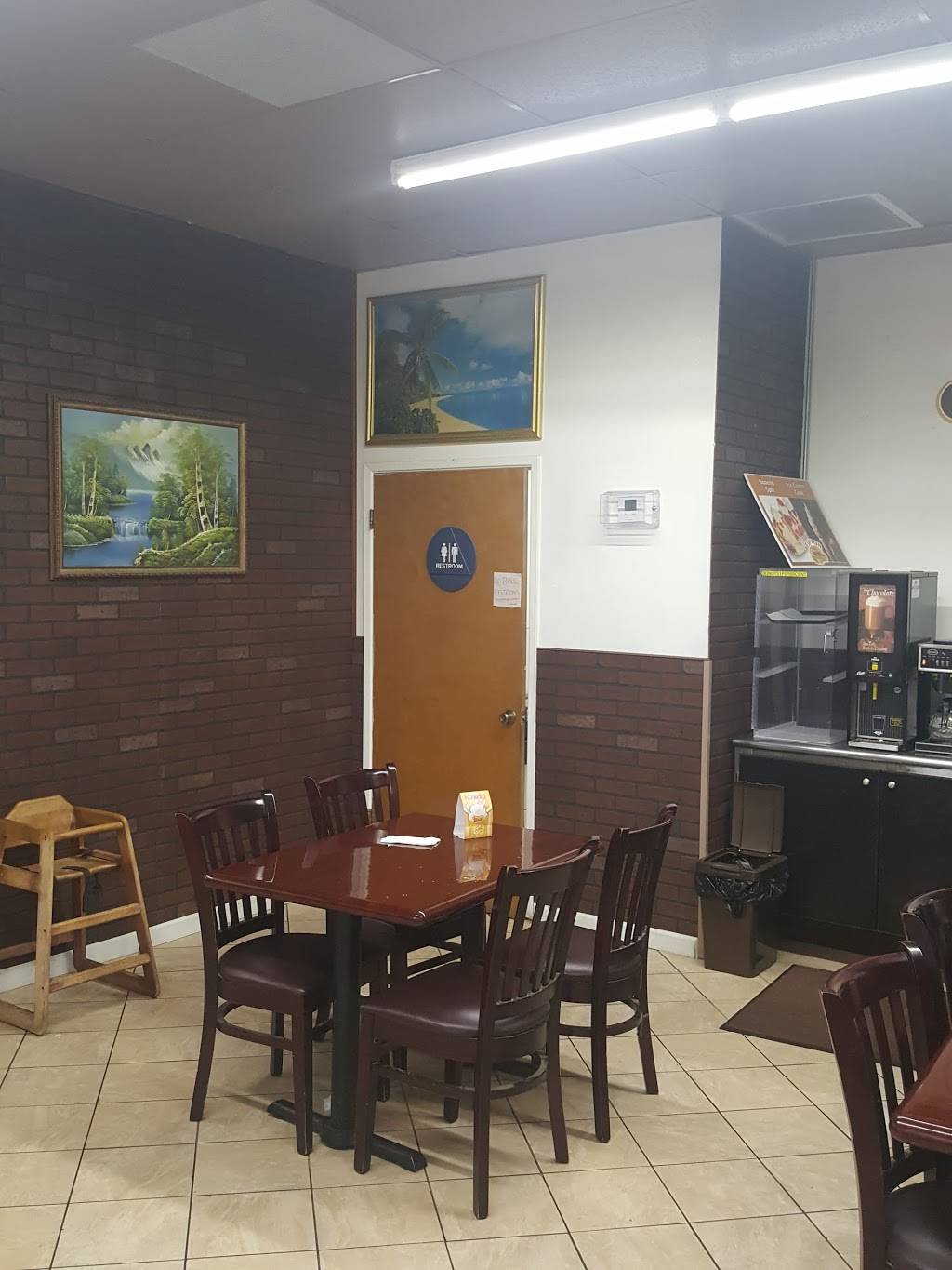 Tipton Burger | restaurant | 398 S Burnett Rd, Tipton, CA 93272, USA | 5597524468 OR +1 559-752-4468