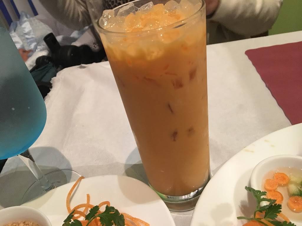 V.Thai | restaurant | 113 Danbury Rd, Ridgefield, CT 06877, USA | 2038941424 OR +1 203-894-1424